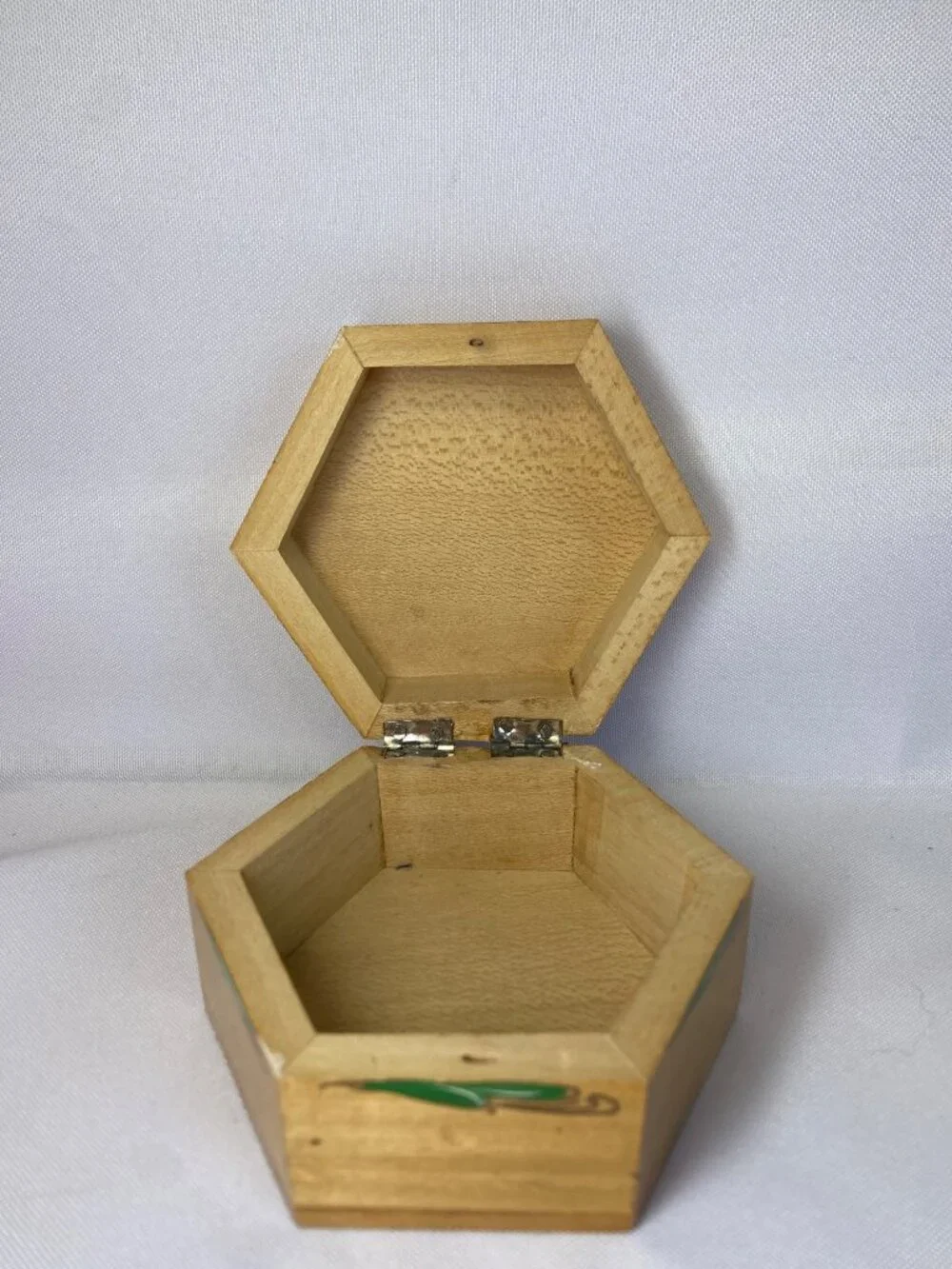 Vintage Polygon Shaped Wooden Trinket Box Painted Lacquer Floral Folk Art  1970s